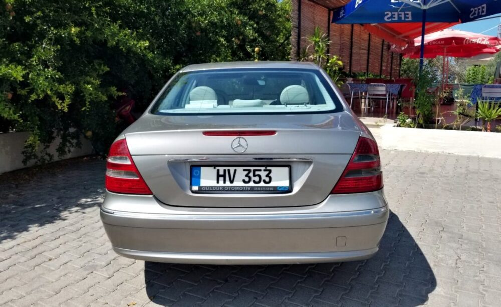 2006 Mercedes-Benz E-Class