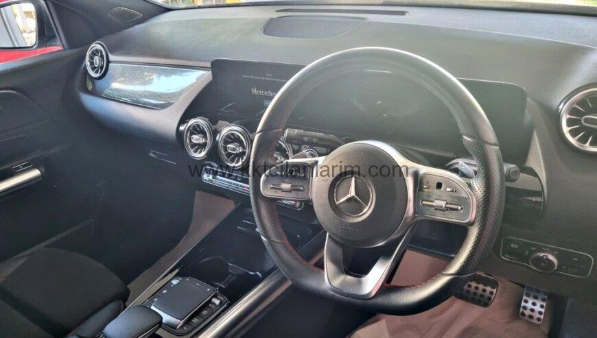 Mercedes-Benz GLA200d