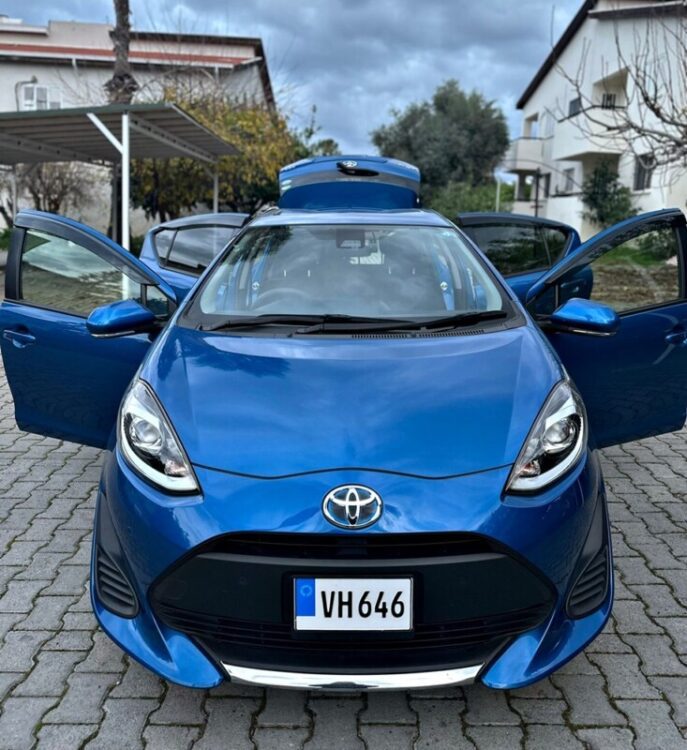 Sahibinden Hibrit Toyota Aqua