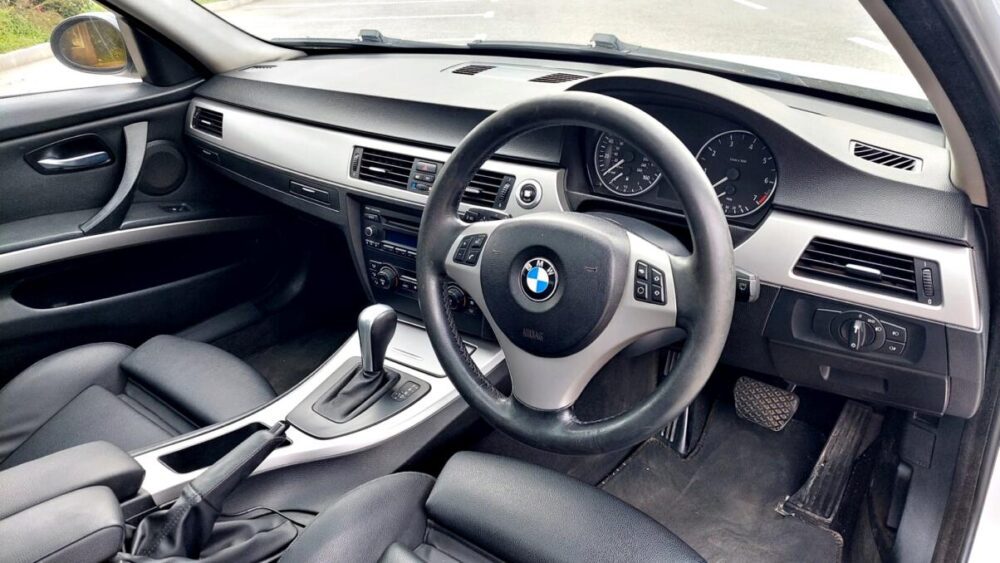 Full ve Orijinal BMW 320i