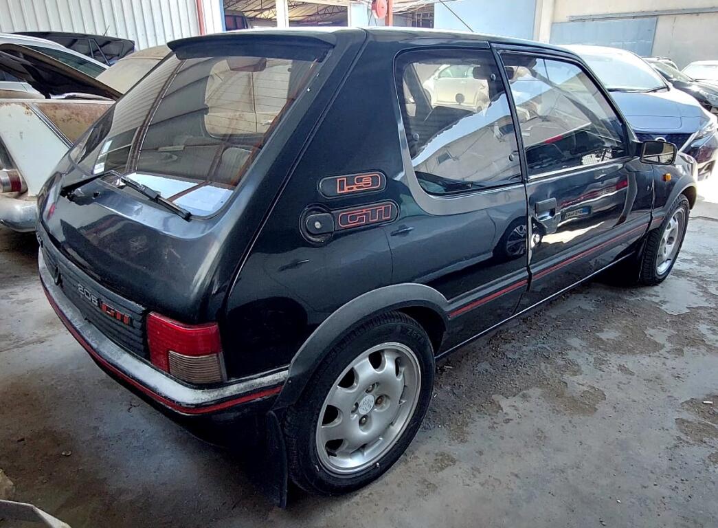 Peugeot 205 1.9 GTi (2. Sahibinden)