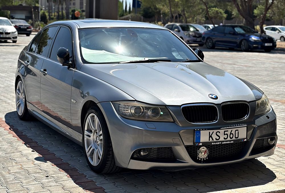BMW 320i