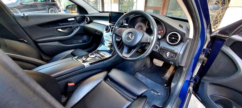 Mercedes-Benz C220d